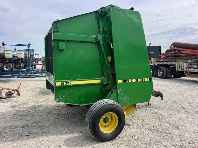Image of John Deere 535 equipment image 3