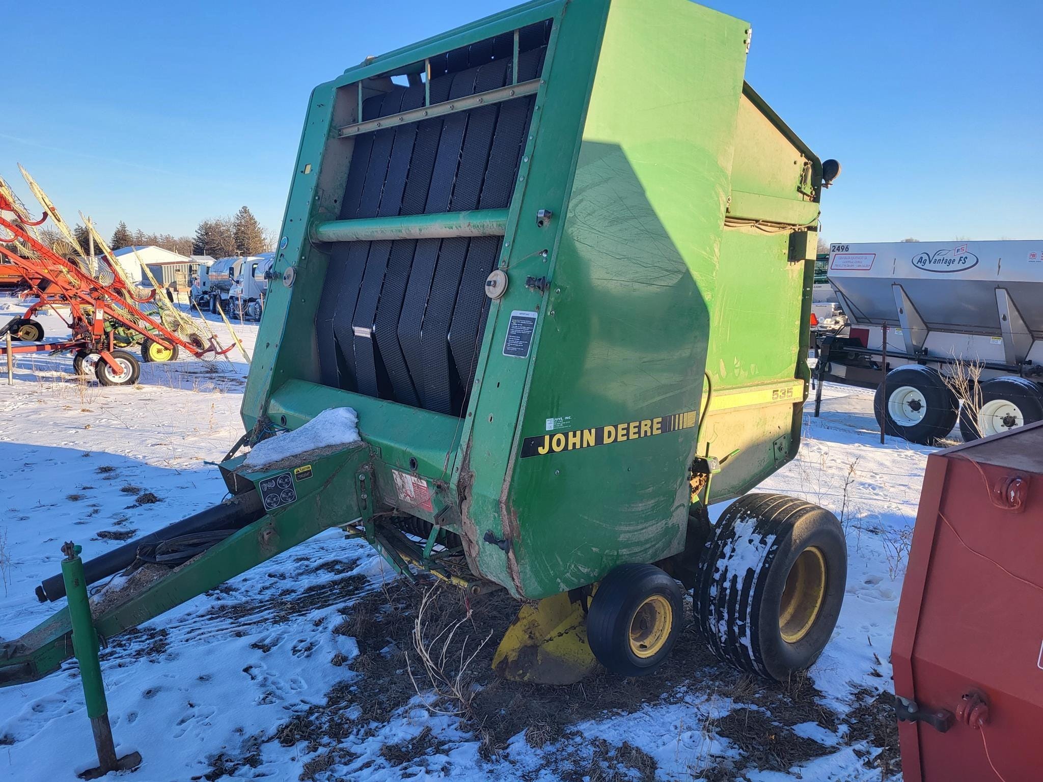 1991 John Deere 535 Equipment Image0