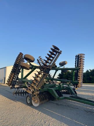 Image of John Deere 630 equipment image 4