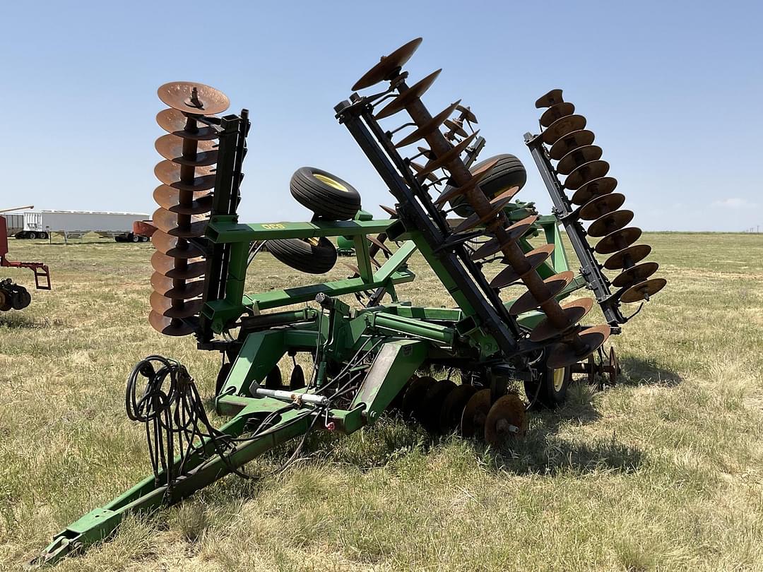 Image of John Deere 630 Primary image