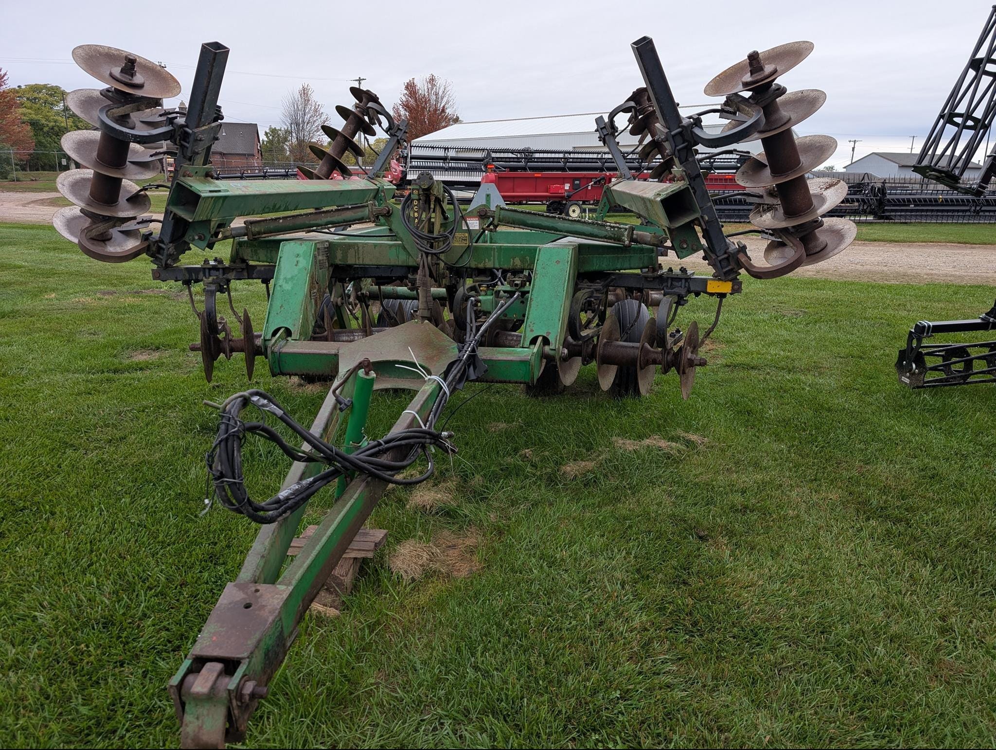 1991 John Deere 635 Equipment Image0