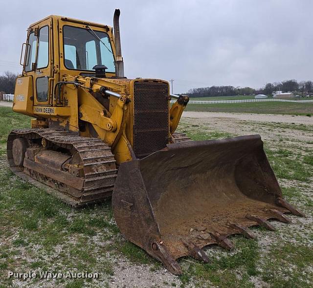 Image of John Deere 655B equipment image 2