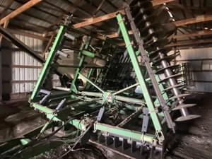 1991 John Deere 724 Image