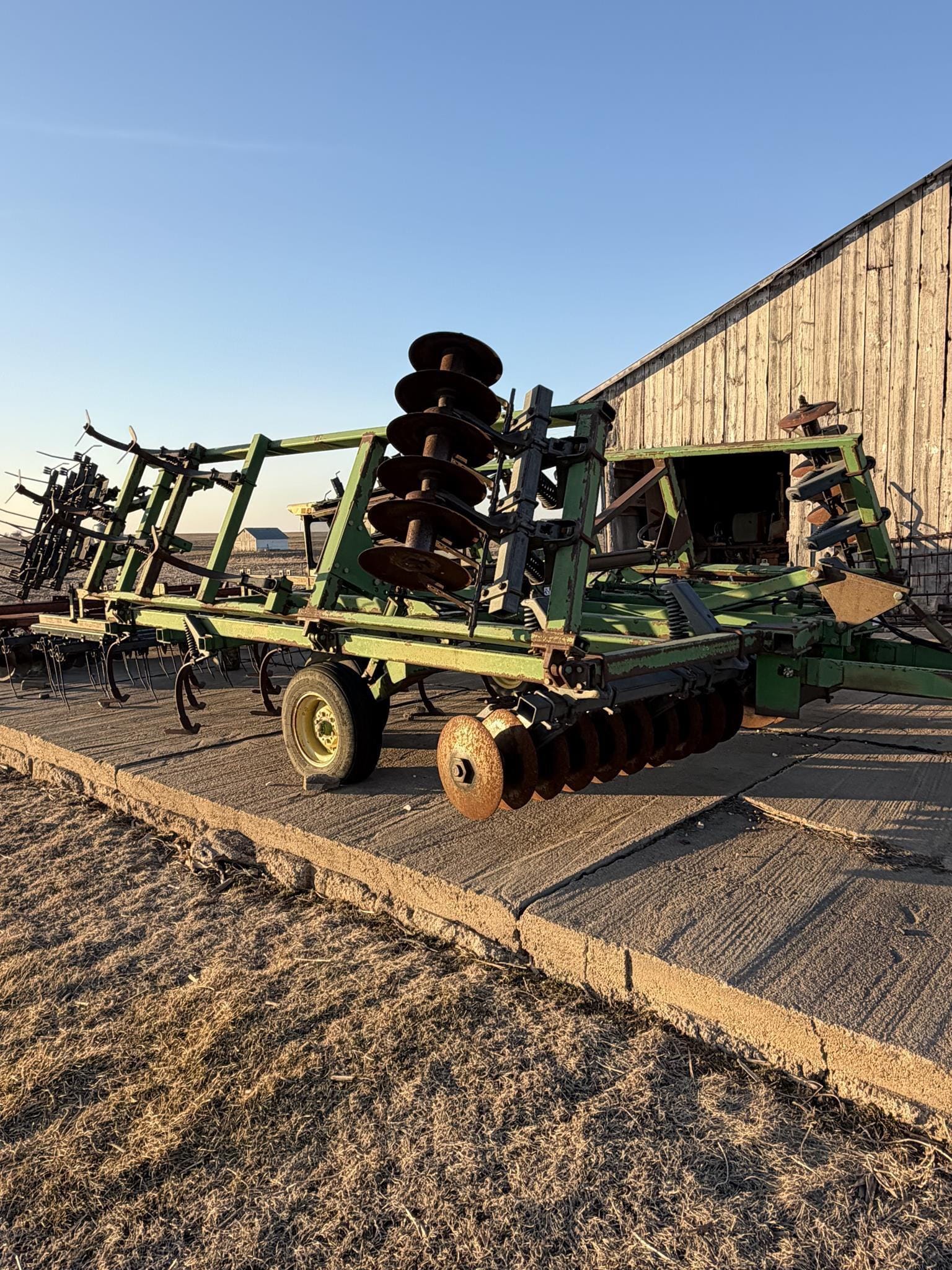 1991 John Deere 724 Equipment Image0