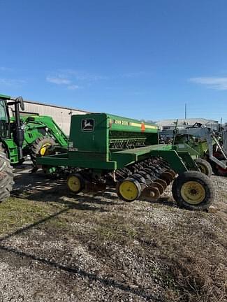 Image of John Deere 750 equipment image 4