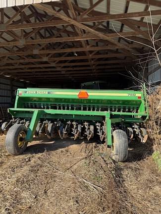 Image of John Deere 750 equipment image 1