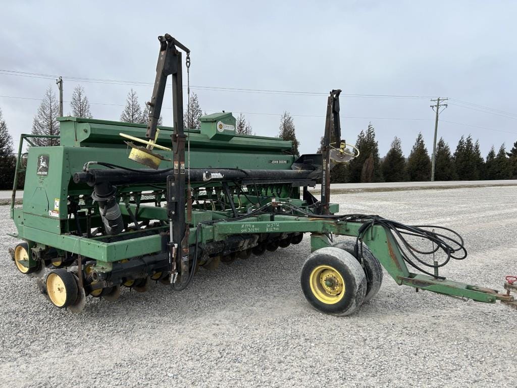 1991 John Deere 750 Equipment Image0