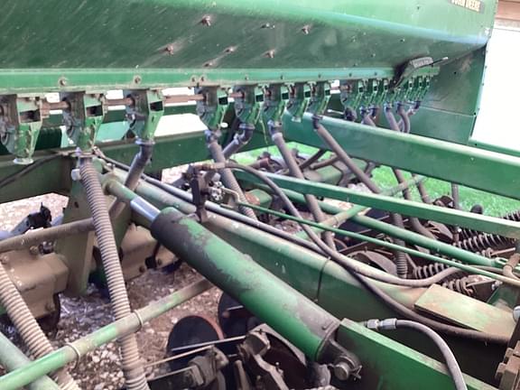Image of John Deere 750 equipment image 4