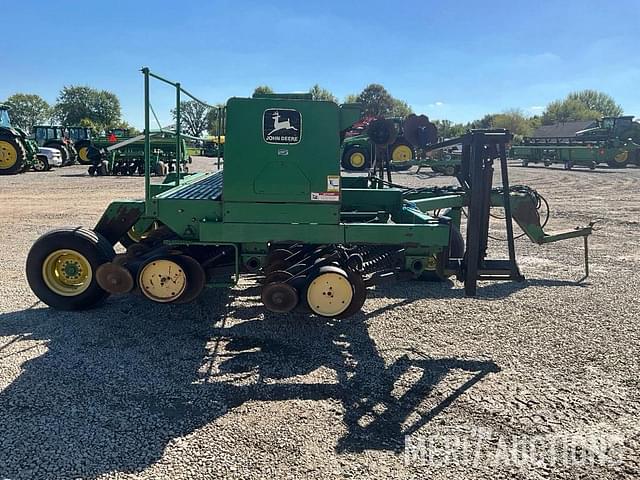 Image of John Deere 750 equipment image 3