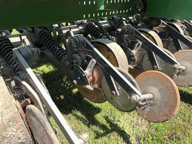 Image of John Deere 750 equipment image 4