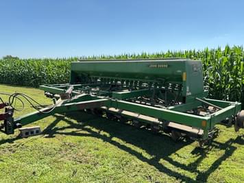 Main image John Deere 750