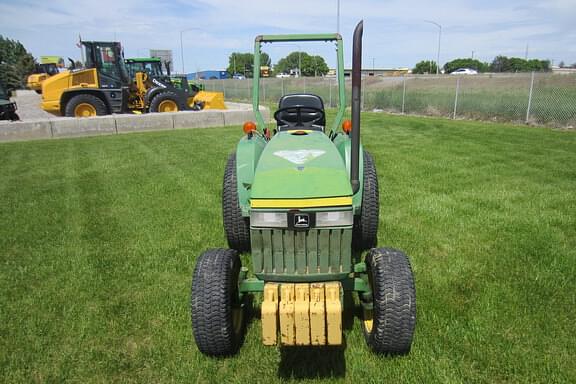 Image of John Deere 770 equipment image 1
