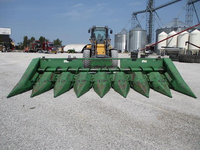 Image of John Deere 843 equipment image 1