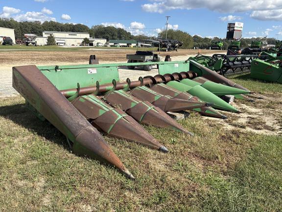 Image of John Deere 843 equipment image 1