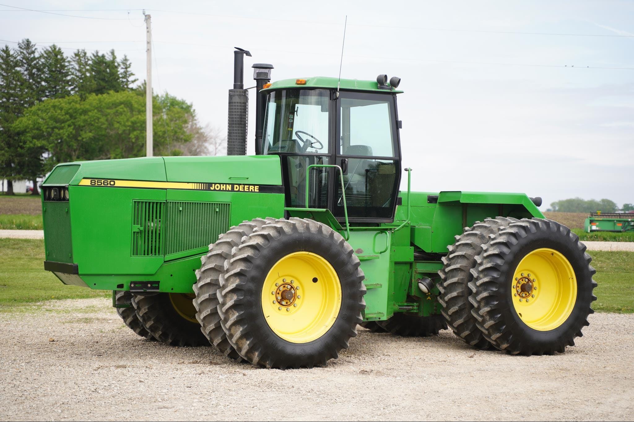 1991 John Deere 8560 Equipment Image0