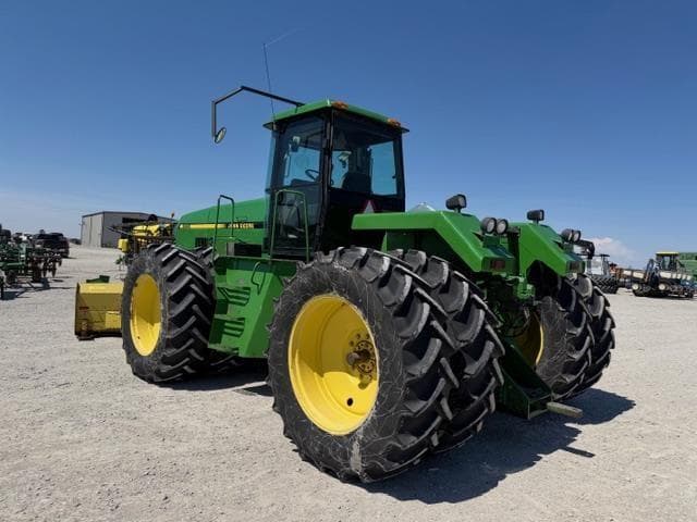 Image of John Deere 8560 equipment image 2
