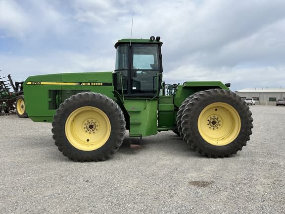 Image of John Deere 8760 equipment image 1