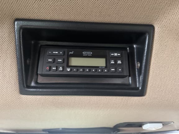 Image of John Deere 8760 equipment image 3