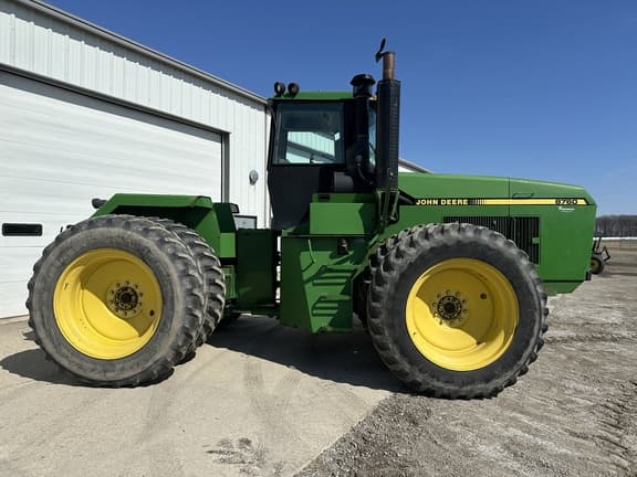 Image of John Deere 8760 equipment image 2