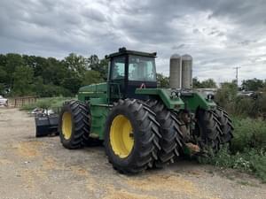 1991 John Deere 8760 Image