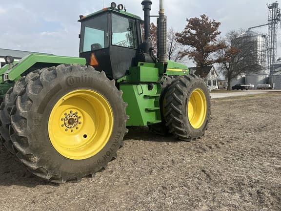 Image of John Deere 8760 equipment image 1