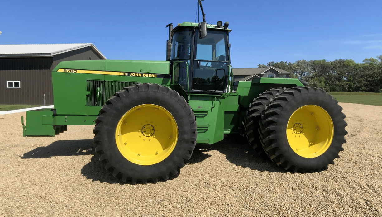 Main image John Deere 8760