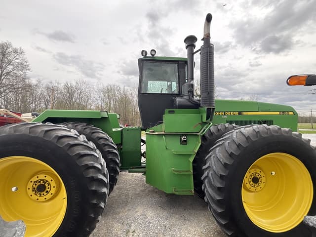 Image of John Deere 8960 equipment image 1