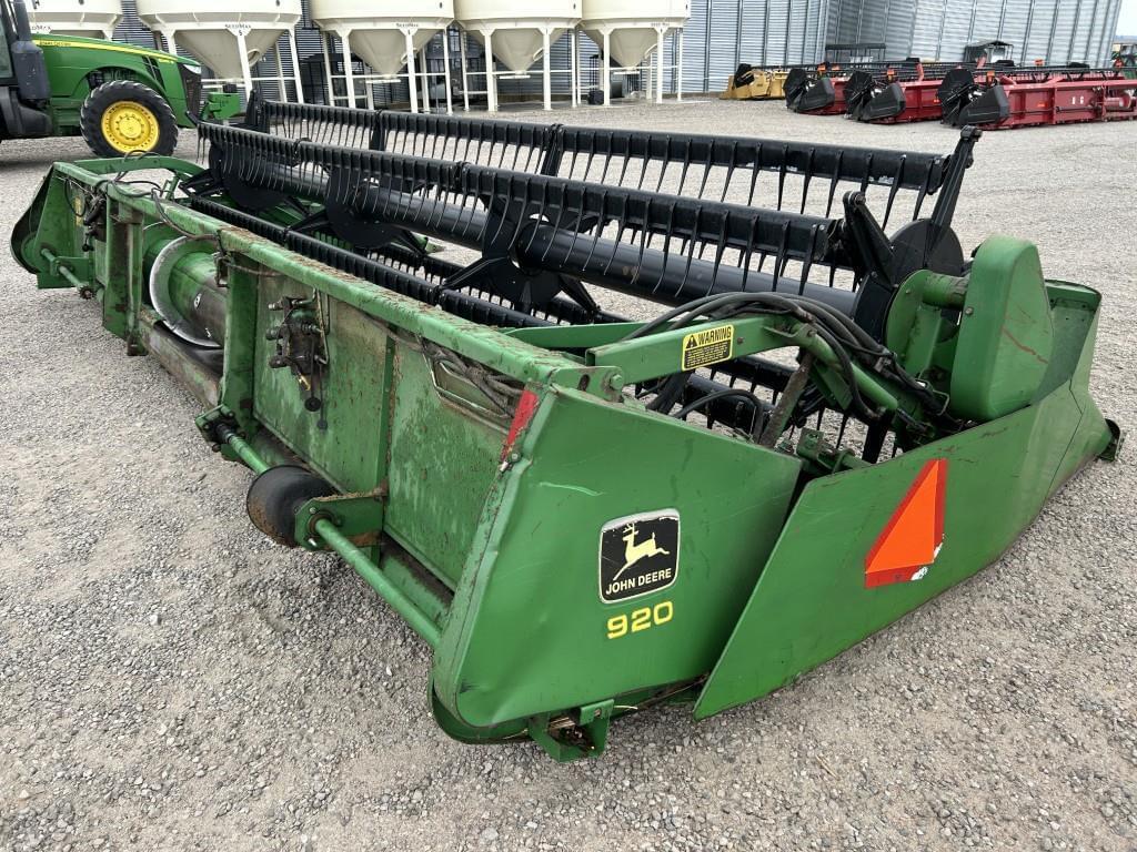 Image of John Deere 920 Primary image