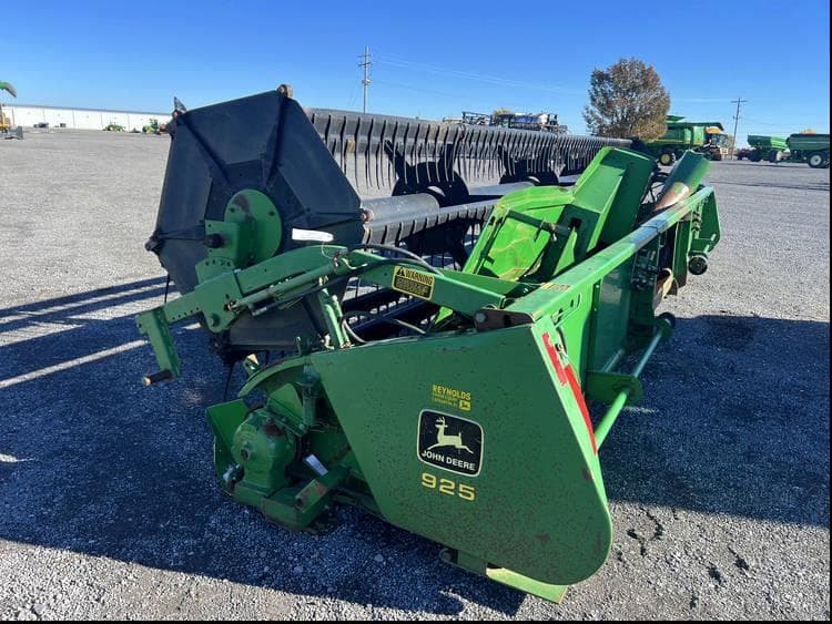 Image of John Deere 925 Primary image