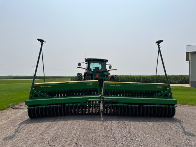 Image of John Deere 9300 equipment image 3