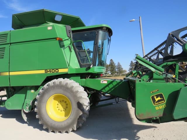 Image of John Deere 9400 equipment image 1