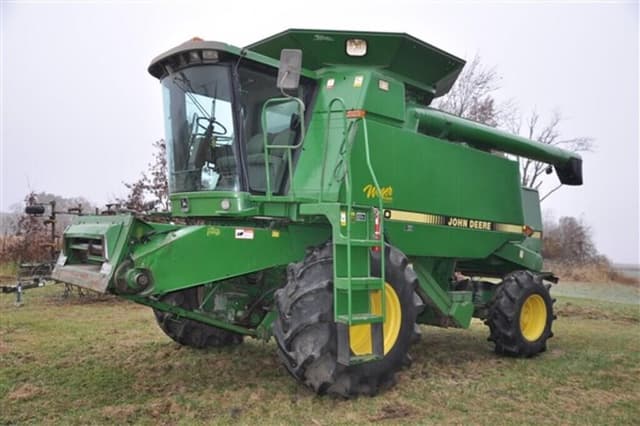 Image of John Deere 9500 equipment image 1