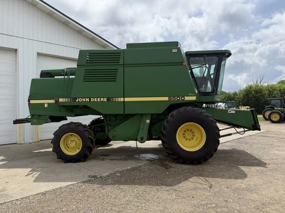 Image of John Deere 9500 equipment image 1