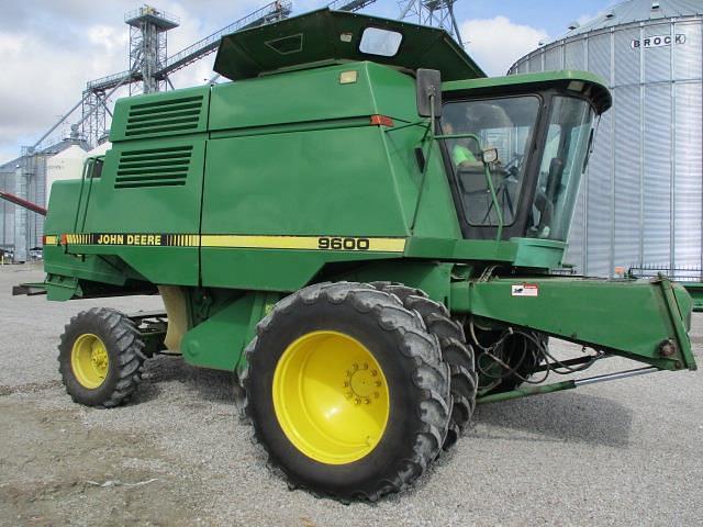 Image of John Deere 9600 equipment image 1