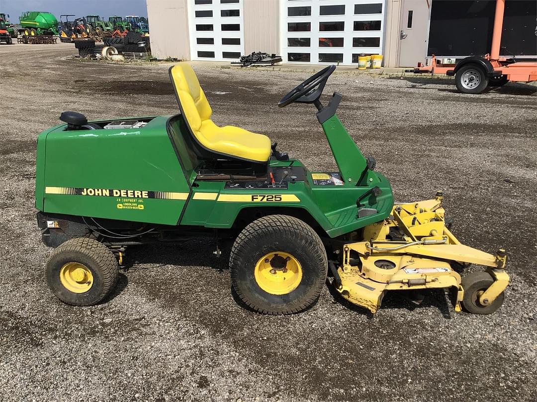 Image of John Deere F725 Primary image