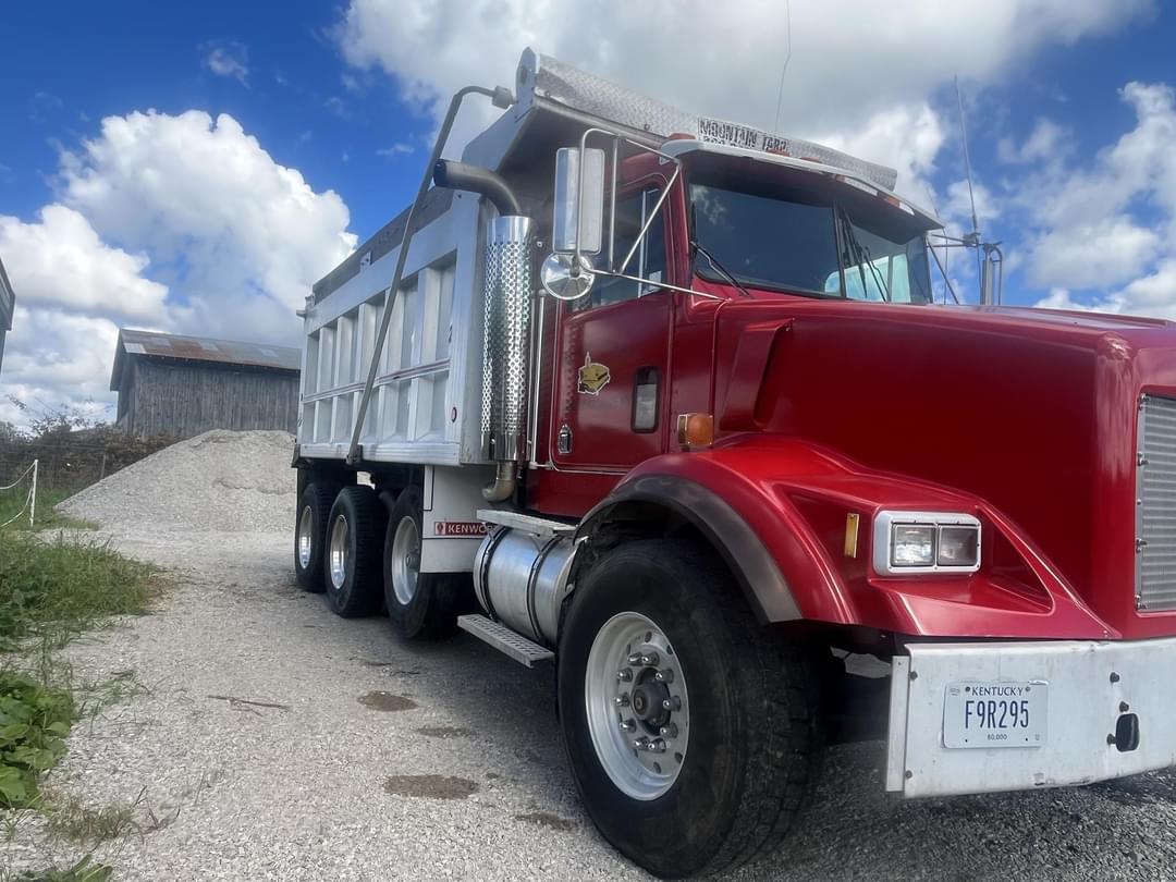 Image of Kenworth T400 Primary image