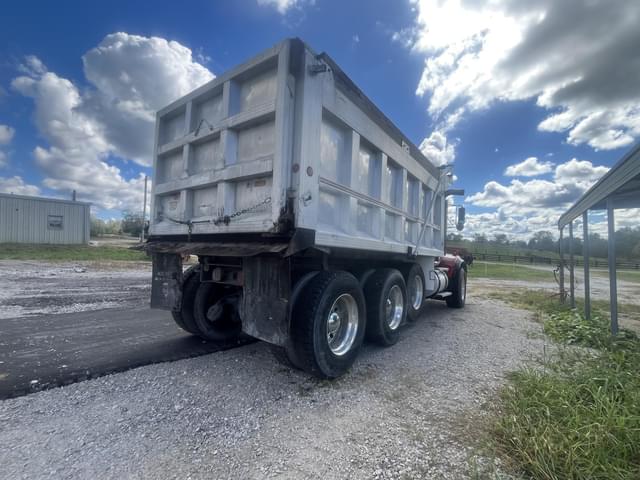Image of Kenworth T400 equipment image 4