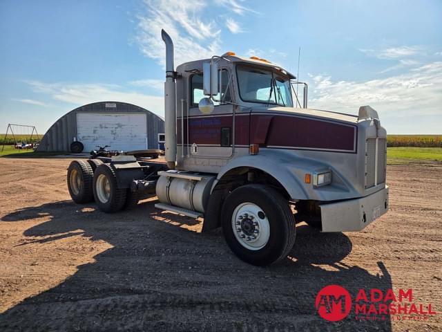 Image of Kenworth T400 equipment image 1