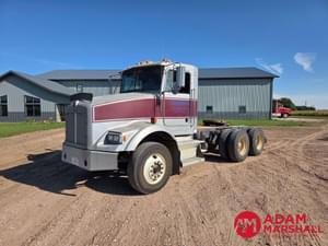 1991 Kenworth T400 Image