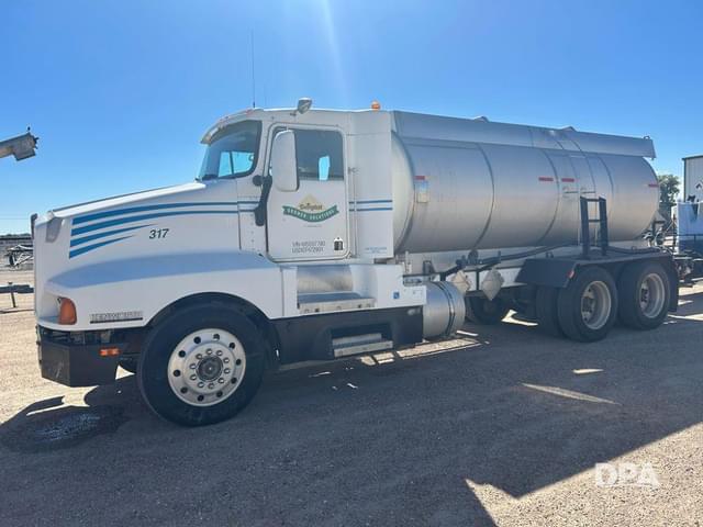 Image of Kenworth T600 equipment image 1