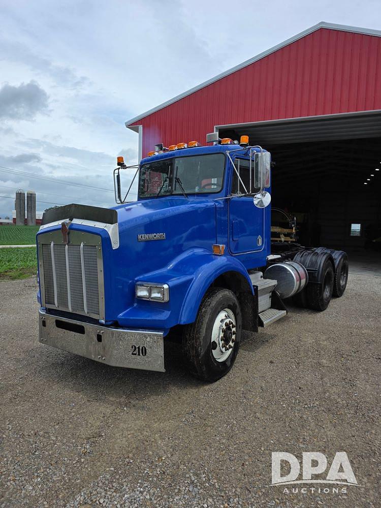 Image of Kenworth T800 Primary image