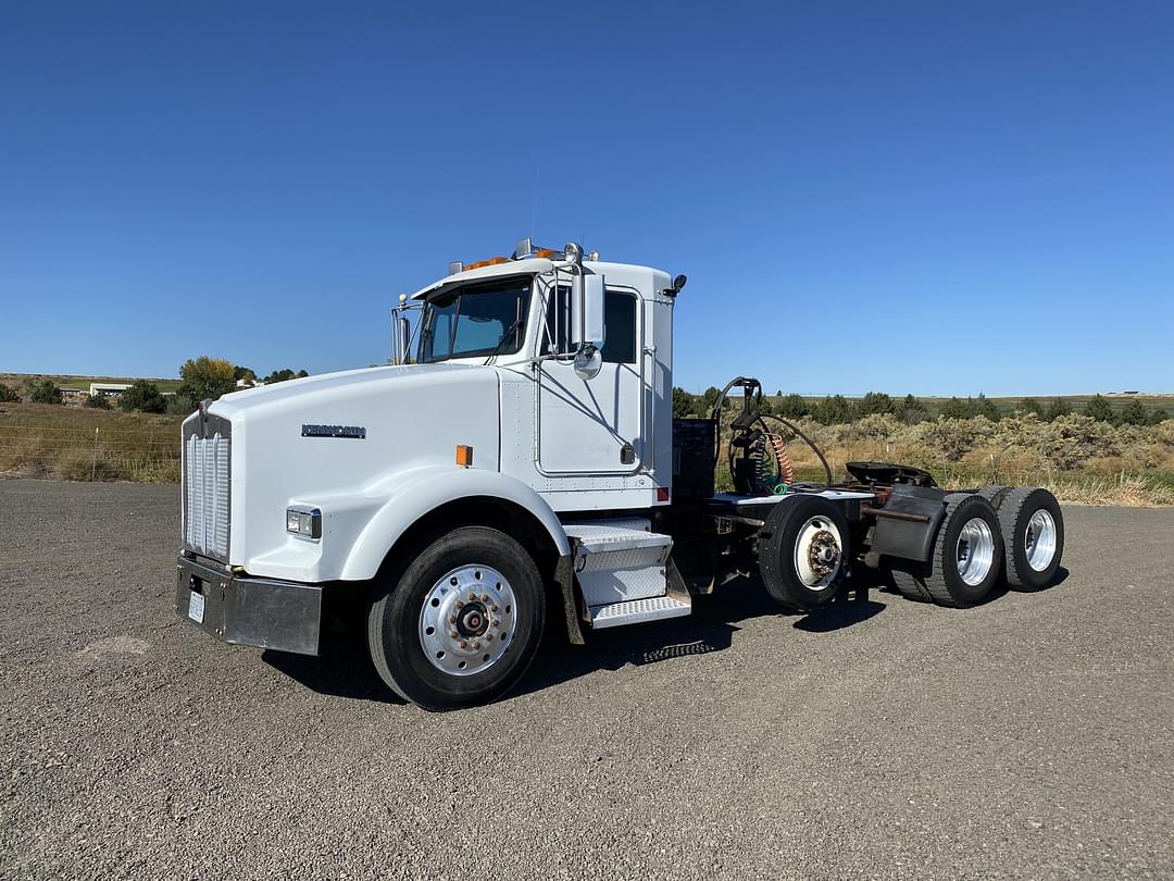 Image of Kenworth T800 Primary image