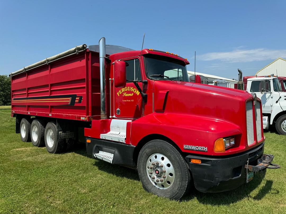 Image of Kenworth T600 Primary image