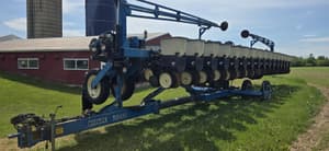 1991 Kinze 2300 Image