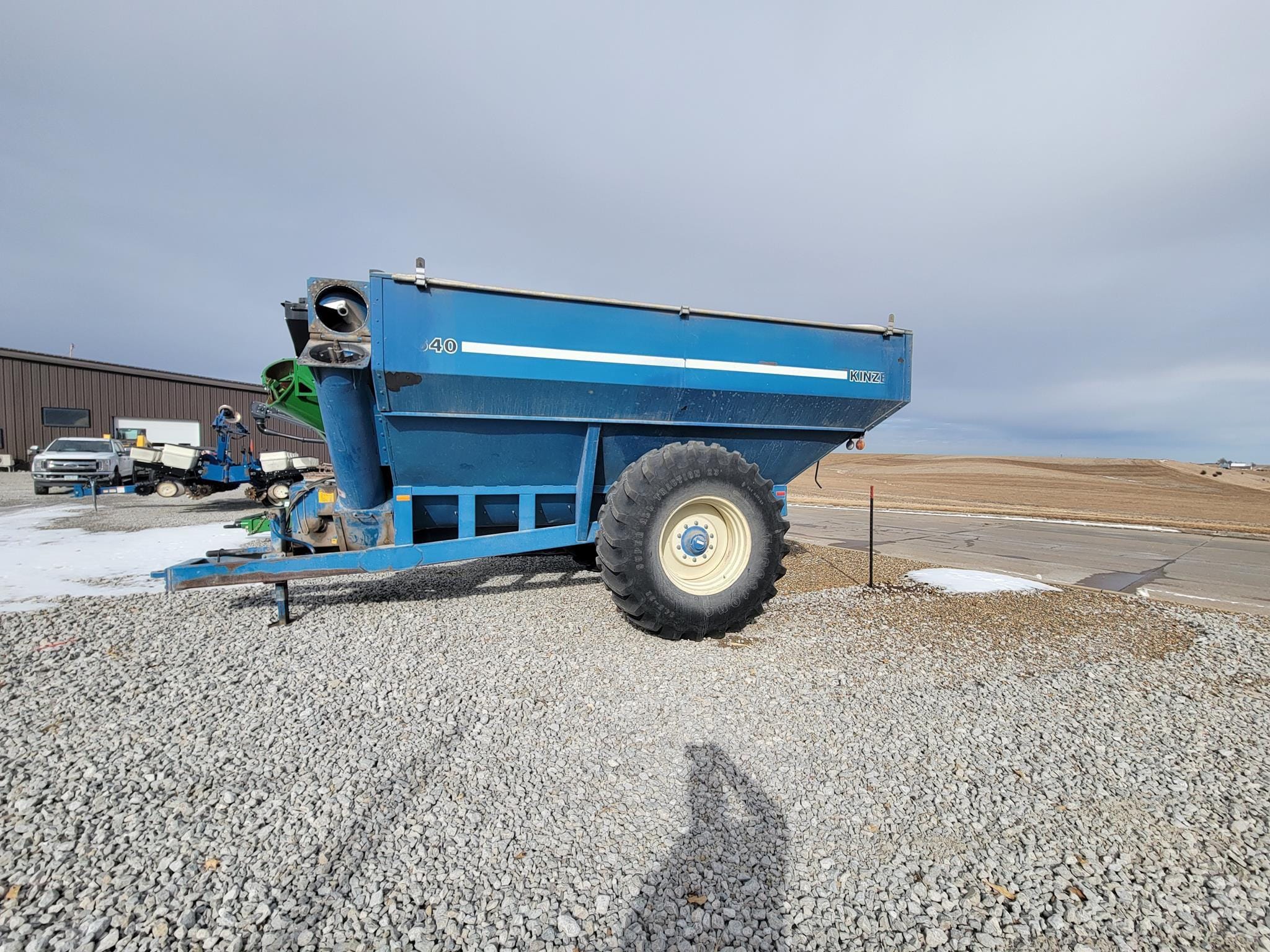 1991 Kinze 640 Equipment Image0