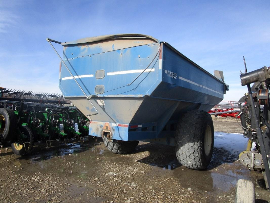 Main image Kinze 840