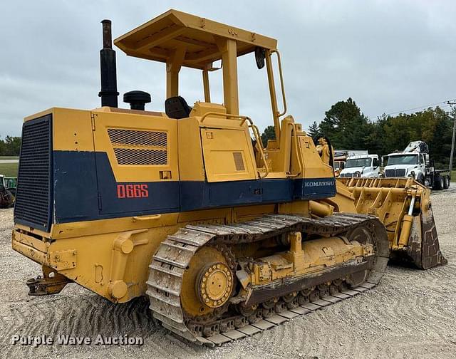 Image of Komatsu D66S equipment image 4