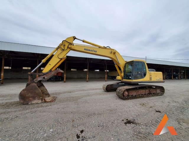 Image of Komatsu PC200LC equipment image 1