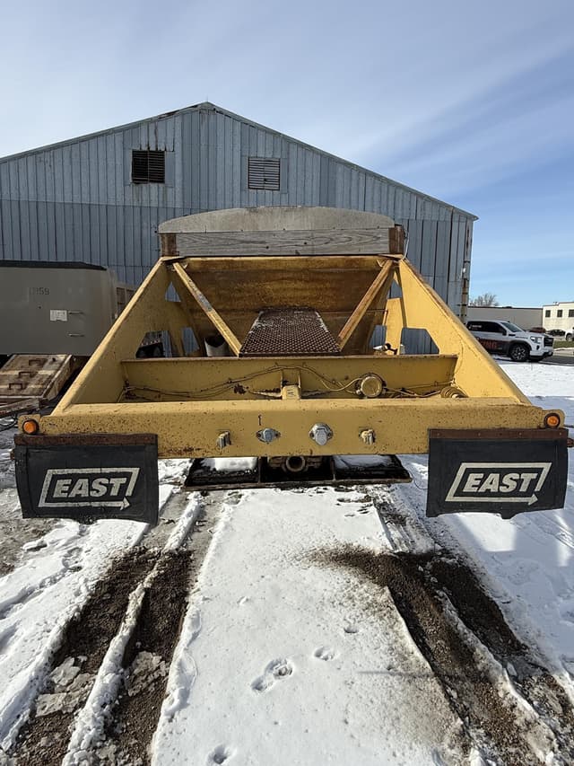 Image of Load King 2027 equipment image 1