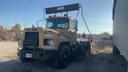 1991 Mack DM690S Image